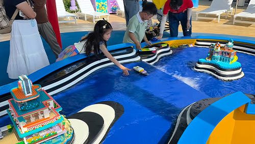 夏日玩水新去處：凱奇無動(dòng)力拼搭船，樂享夏日清涼！